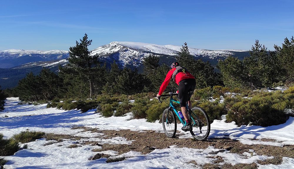 Snowgravel en los Montes Carpetanos