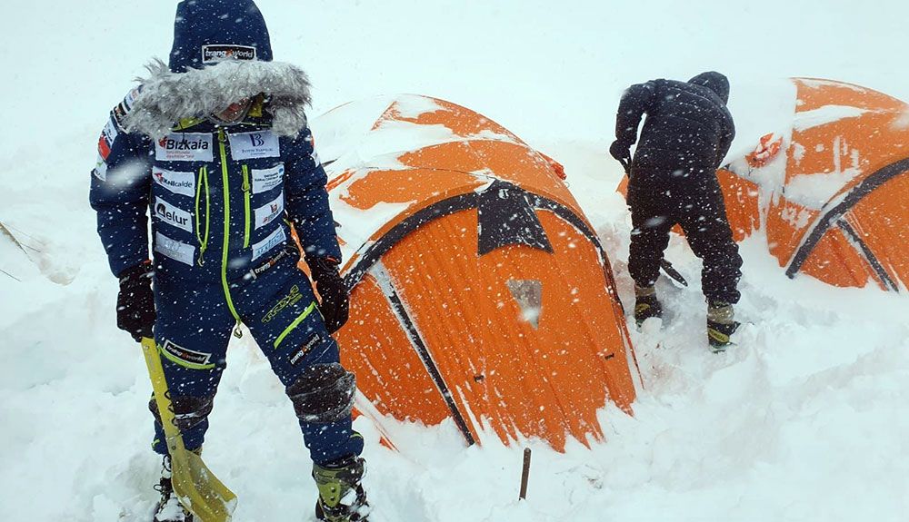 El invierno del Manaslu hace acto de presencia