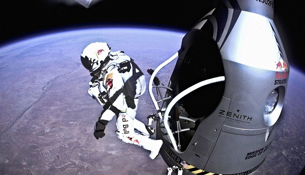Felix Baumgartner lanzándose desde la estratosfera en 2012