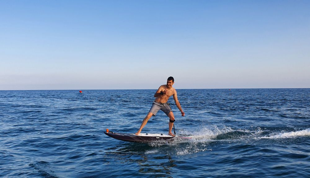 Surfear en una tabla eléctrica Surfear en una tabla eléctrica