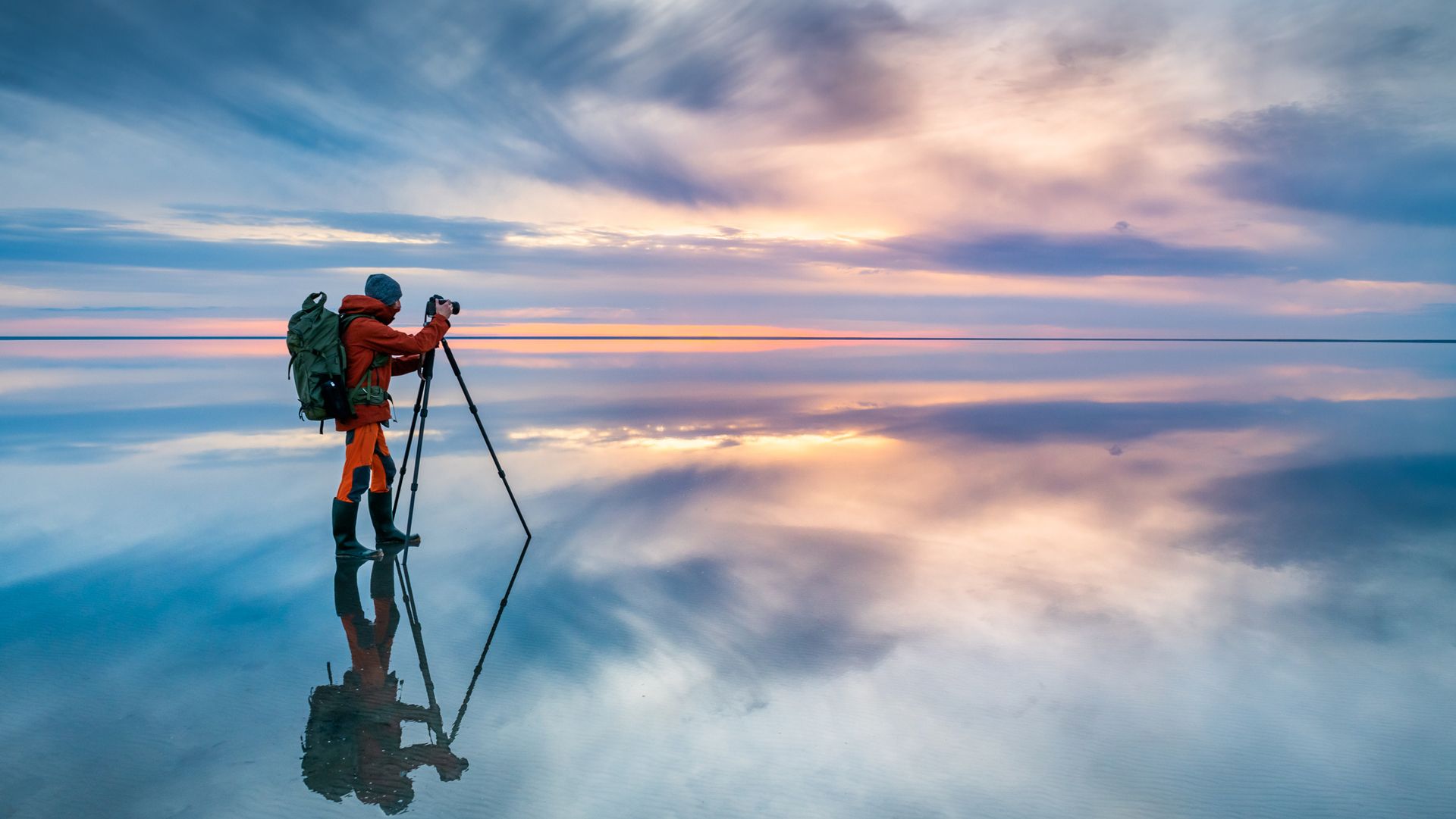 Curso de fotografía en la naturaleza con LEXUS: el equipo necesario ©️istock 1396812211