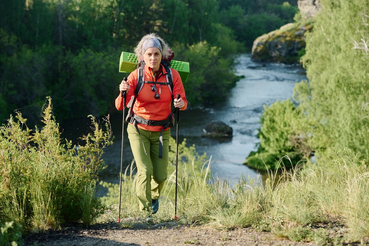 Guía de malas costumbres con tus bastones de trekking