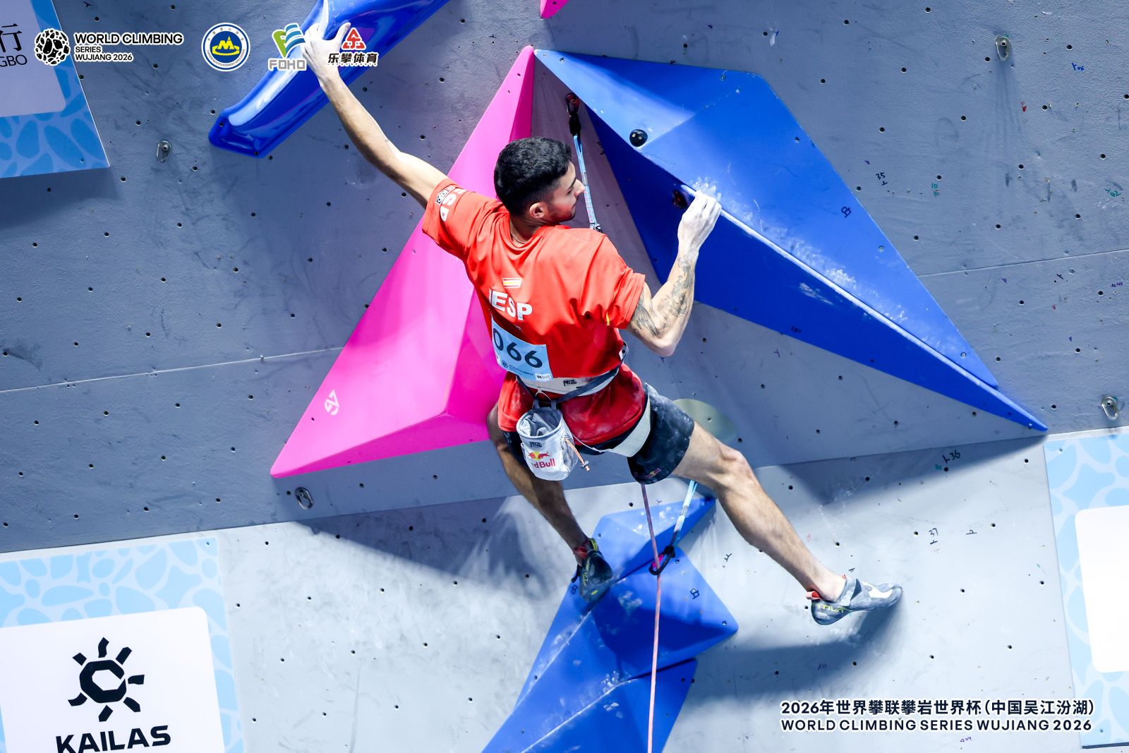Alberto Ginés arranca la temporada colgándose con una plata en la Copa del Mundo de Dificultad