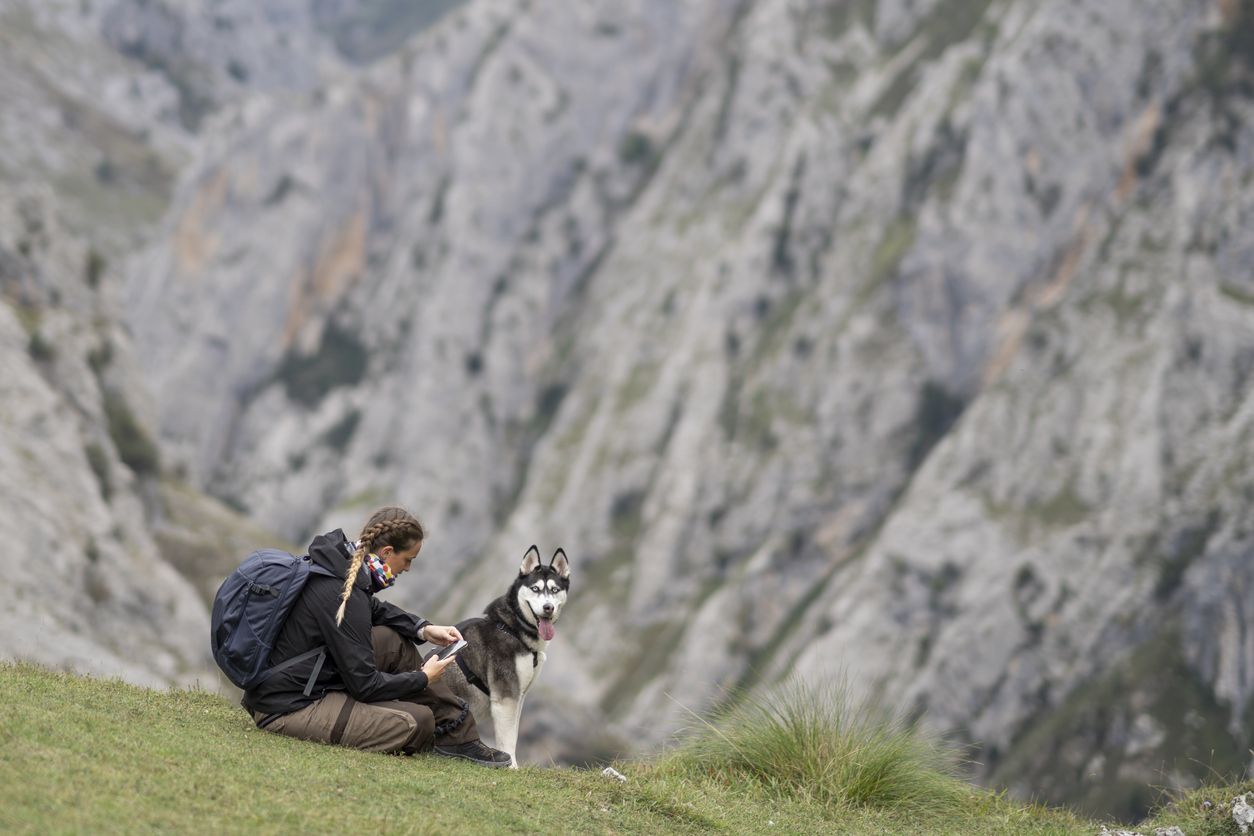 ¿Cuándo hay que parar a descansar en montaña? Claves para saber cuánto y cuándo hacer una pausa