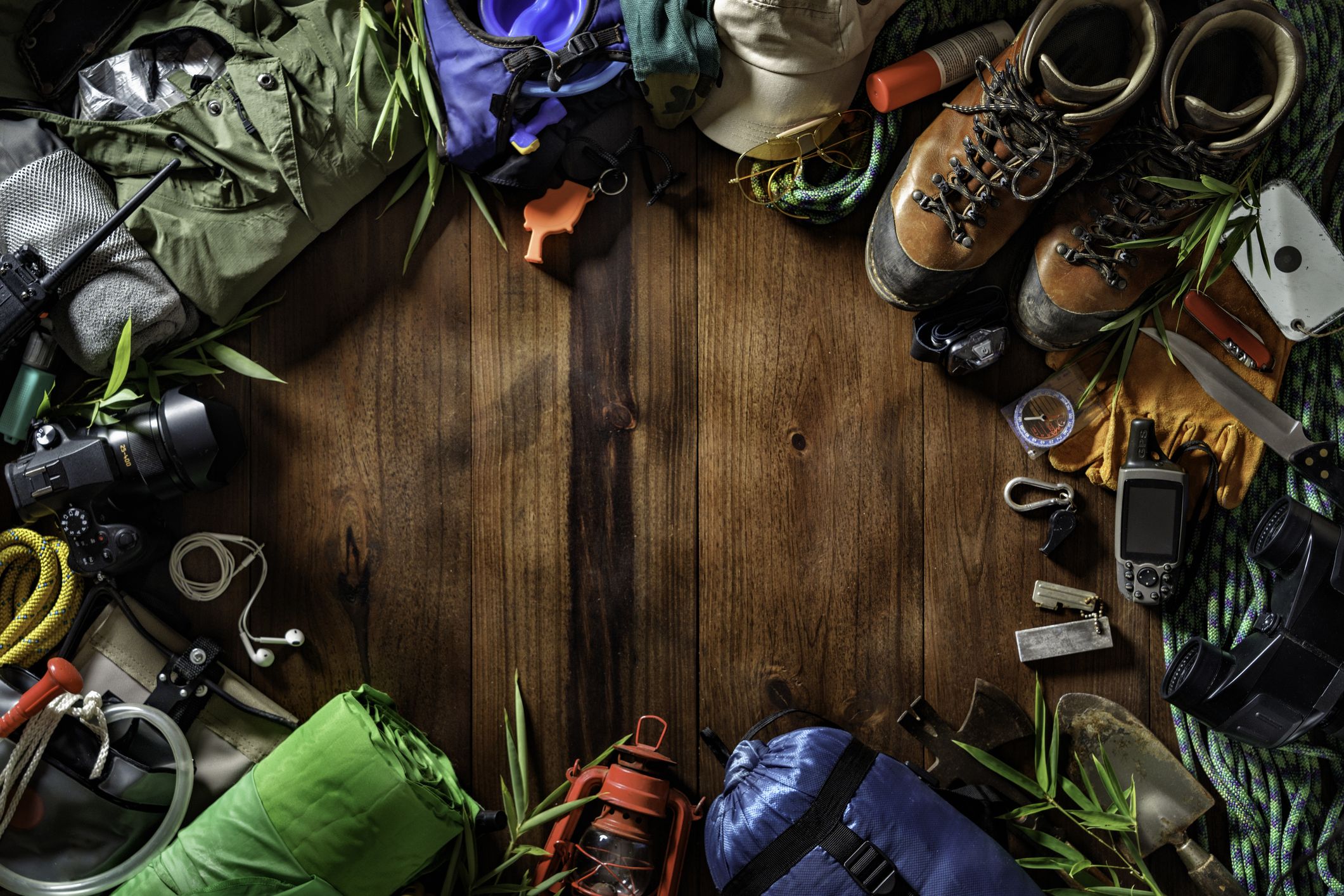 Comprar mejor material de montaña: 5 consejos para ahorrar y evitar compras innecesarias