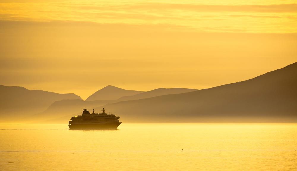 Un eterno día de verano con Hurtigruten