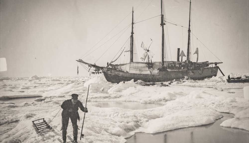 Estatuas de la tripulación de Amundsen del viaje al Polo Sur