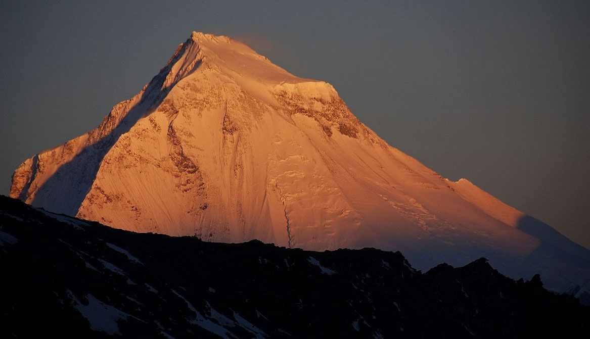 Baranov y Hellmuth a por el descenso del Dhaulagiri con esquís