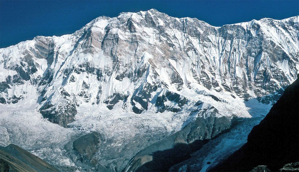 Nirmal Purja hace cima en el Annapurna