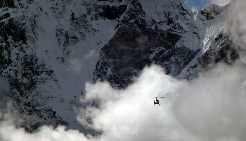 El Everest, en helicóptero