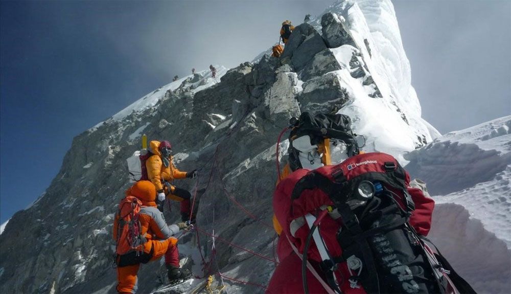 El Everest queda inaugurado esta primavera