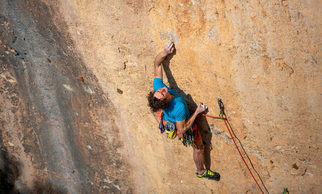¿Quieres escalar con James Pearson o Caroline Ciavidini? 