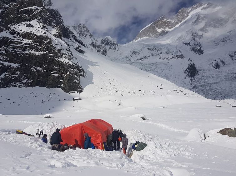 Batura Sar invernal