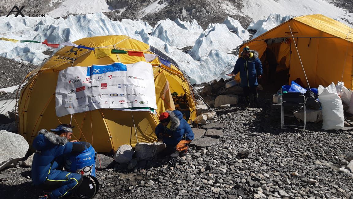 El Everest invernal de Alex Txikon