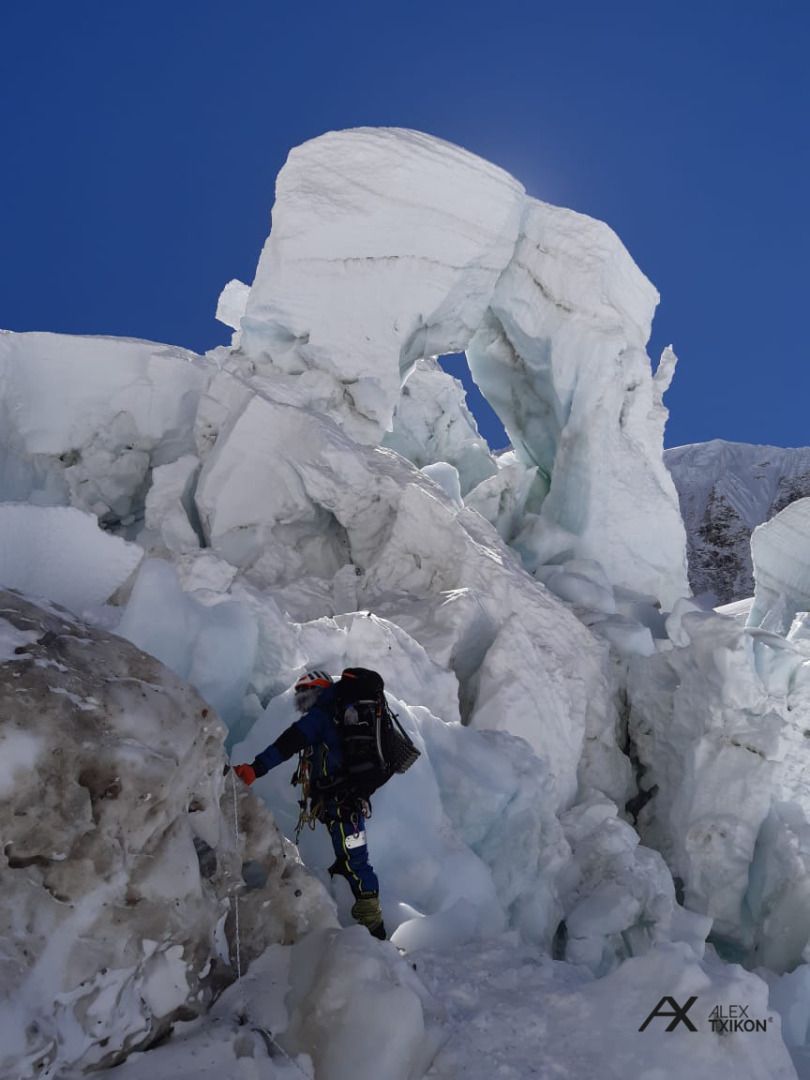 El Everest invernal de Alex Txikon