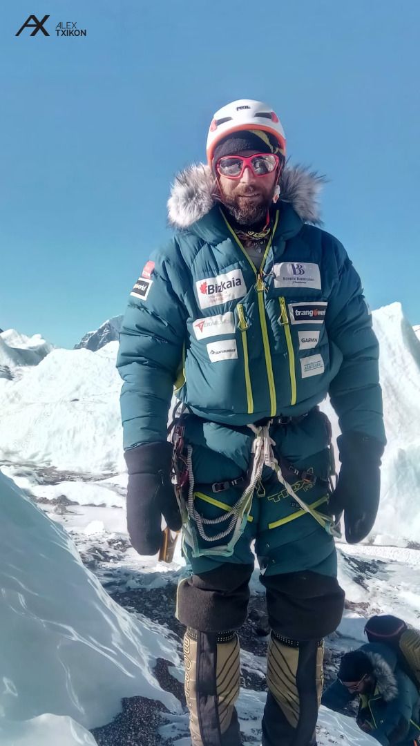 El Everest invernal de Alex Txikon