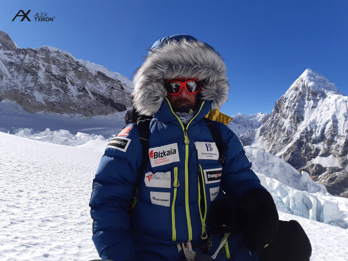 El Everest invernal de Alex Txikon