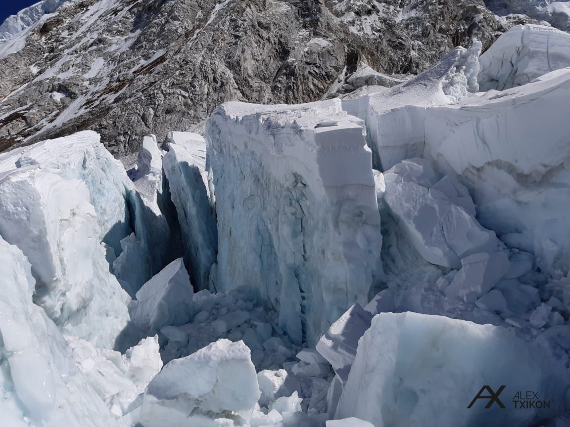 El Everest invernal de Alex Txikon