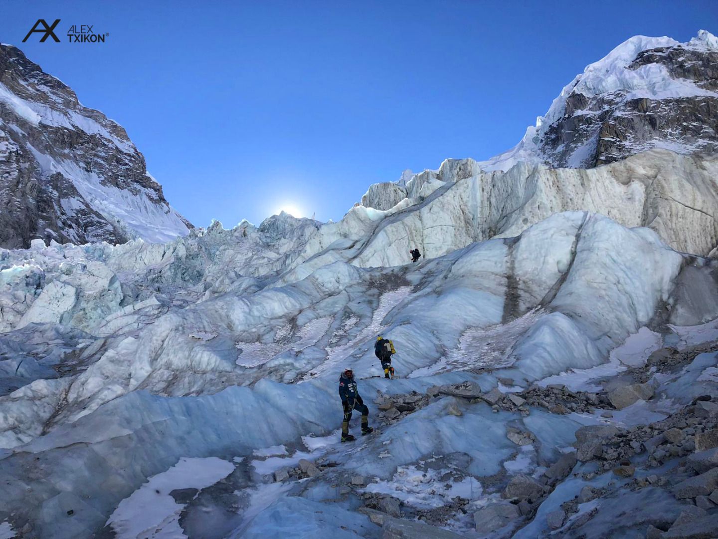 El Everest invernal de Alex Txikon