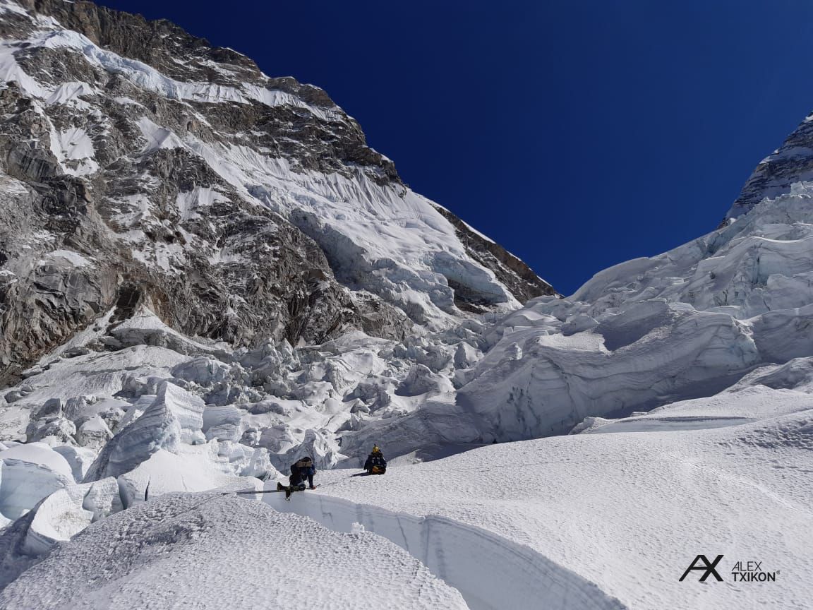 El Everest invernal de Alex Txikon