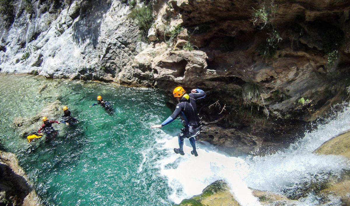 El coronavirus pone en peligro el turismo activo