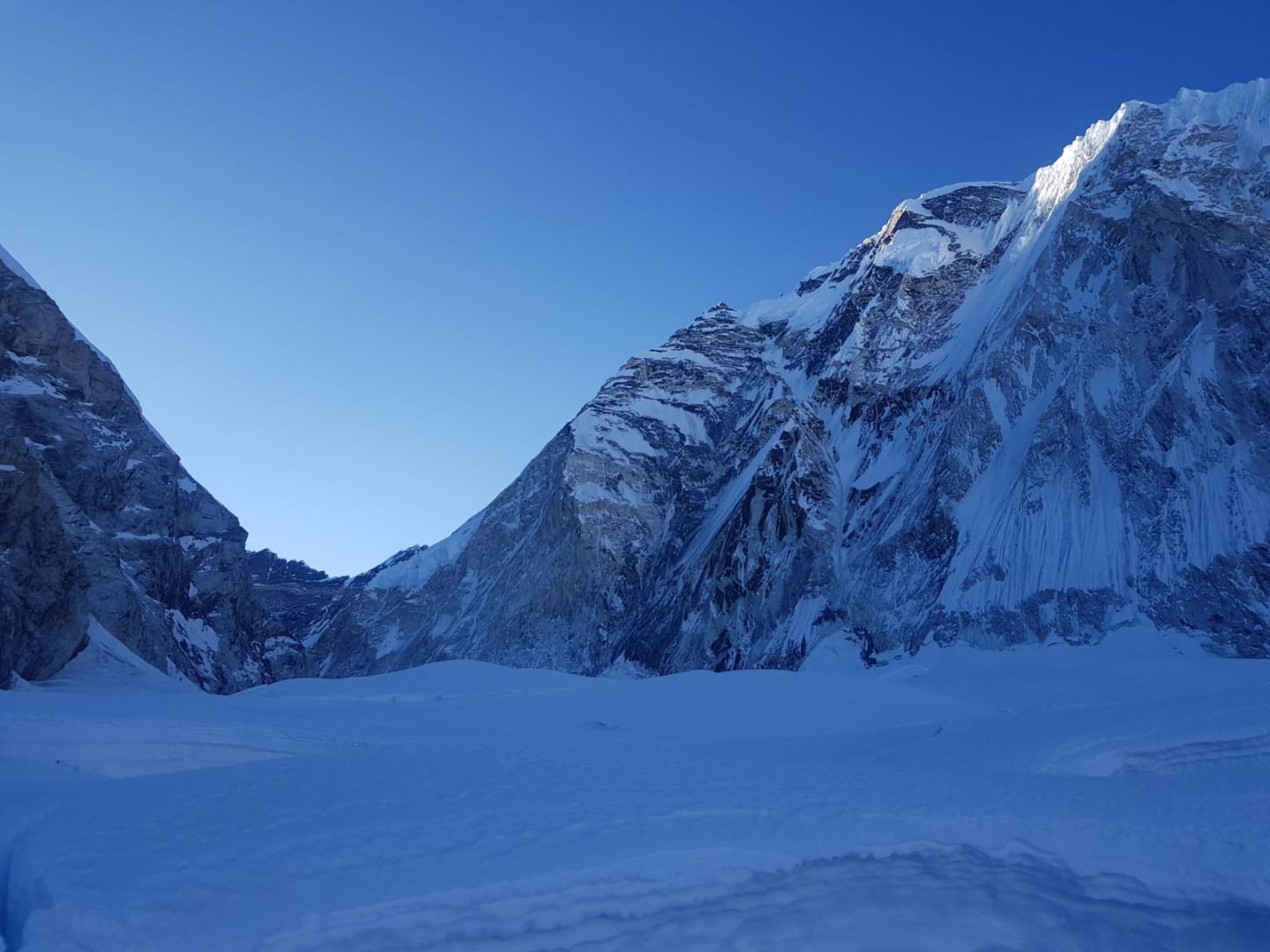 El Everest invernal de Alex Txikon (II)