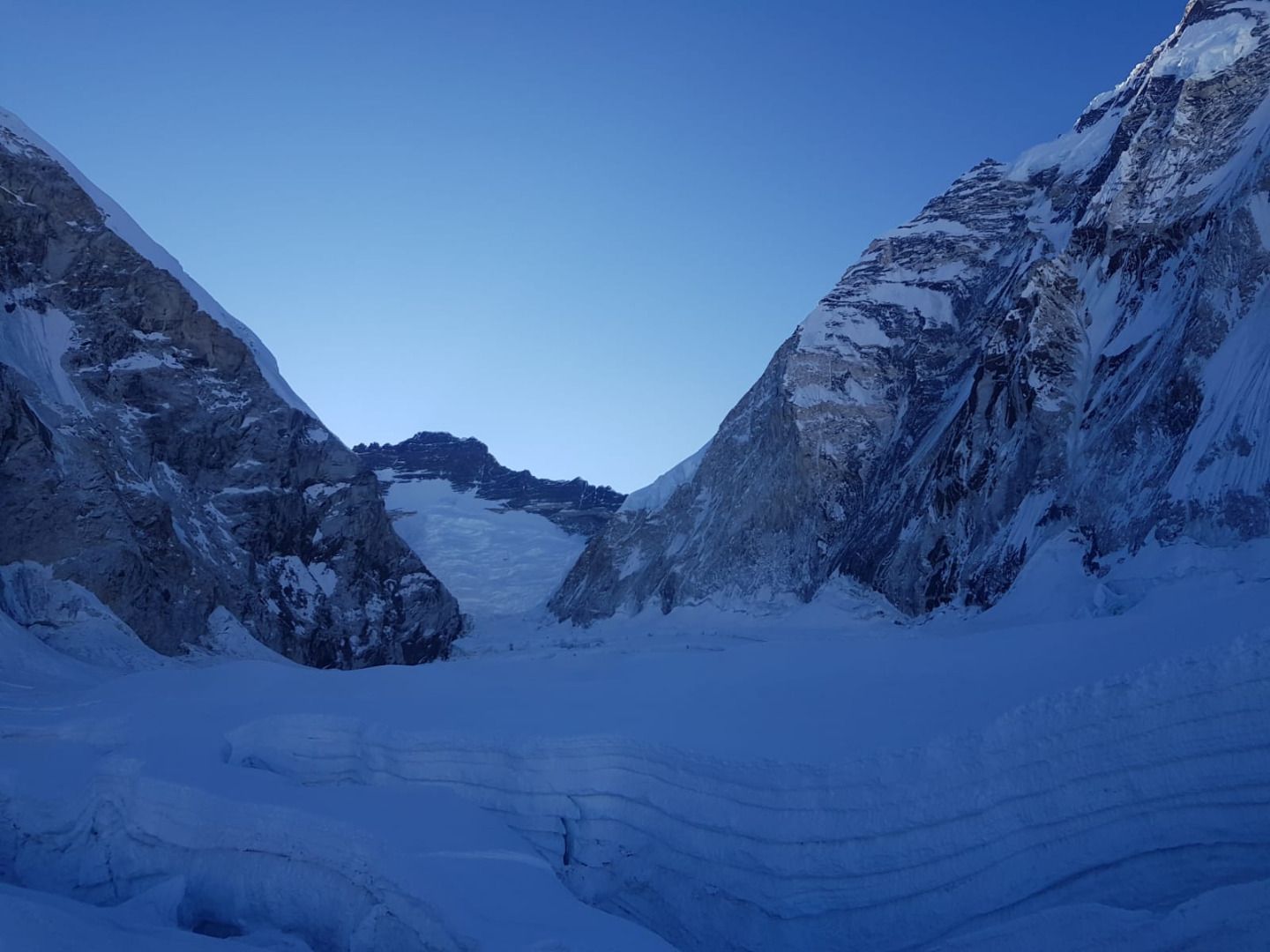 El Everest invernal de Alex Txikon (II)