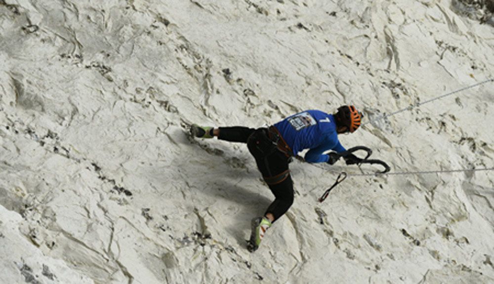 Israel Blanco, 4ª posición en Red Bull White Cliffs