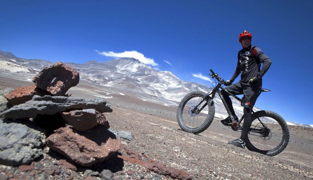 Guido Kunze, récord en bici en el Ojos del Salado