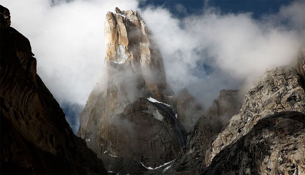 Pedro Cifuentes a por la primera ascensión en solitario de la Torre Sin Nombre
