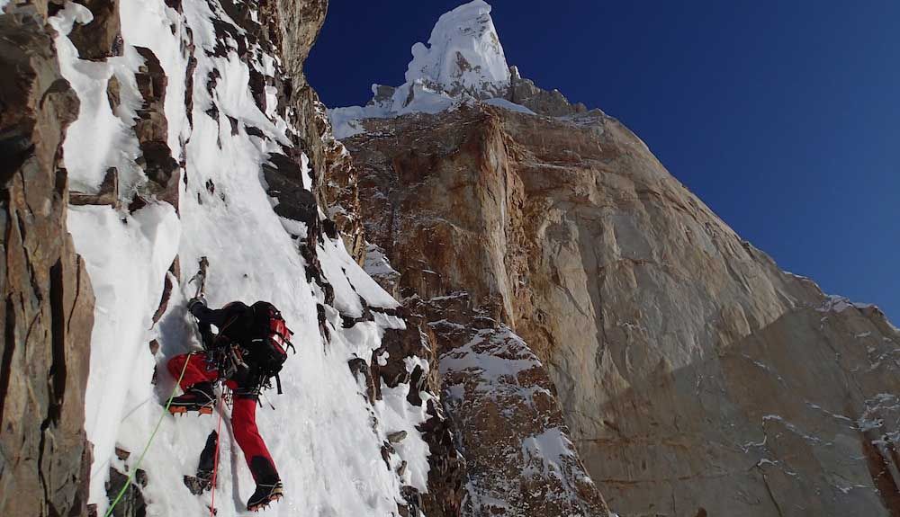 Dani Ascaso y Santi Padrós abren una nueva ruta en Patagonia
