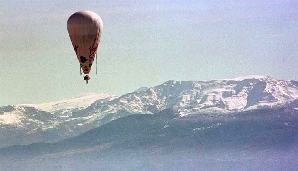 Fyodor Konyukhov a por el récord de la vuelta al mundo en globo