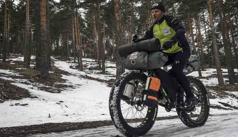 Antonio de la Rosa recorrerá Alaska, el Círculo Polar Ártico y el Polo Sur este año