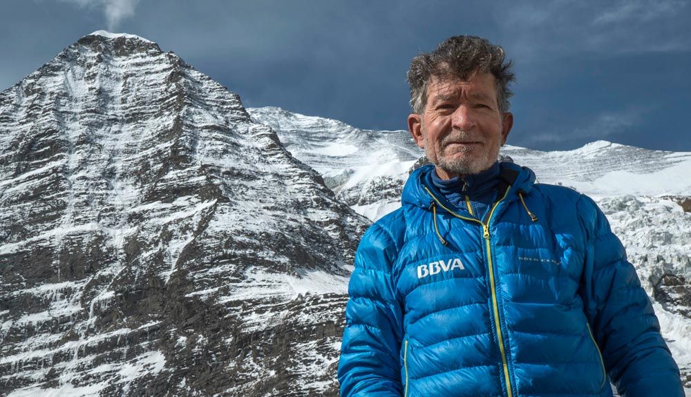 Carlos Soria llega al Campo Base del Dhaulagiri