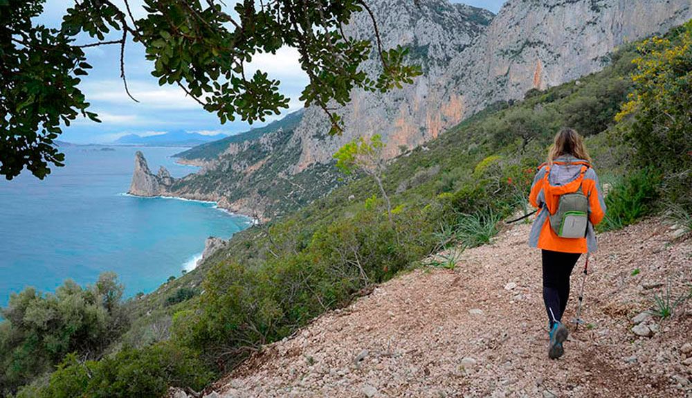Consejos de seguridad para trekking en la costa