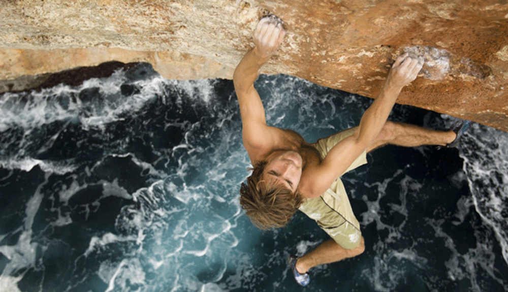 Chris Sharma abre una nueva vía de psicobloc en Mallorca