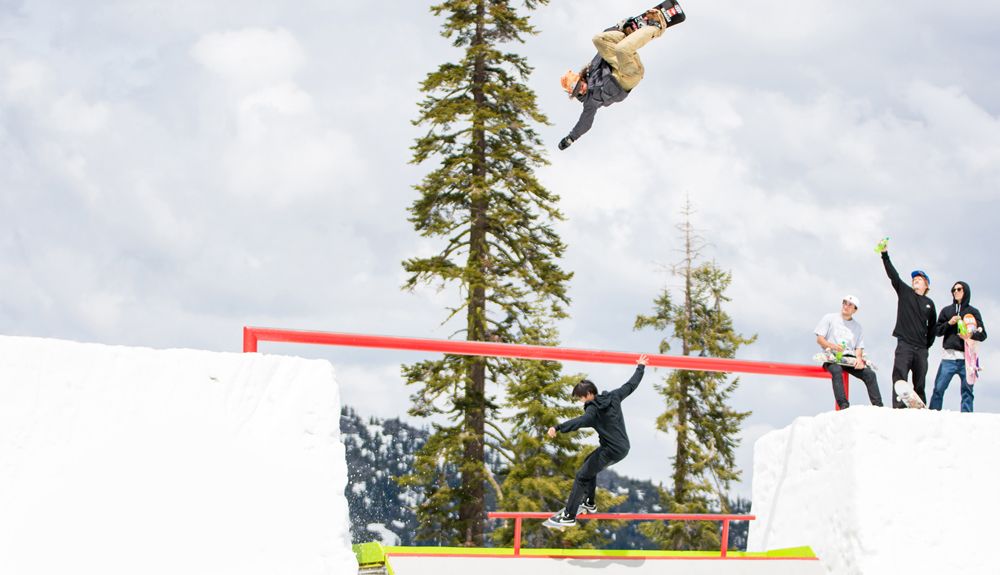 SuperSnake, la primera pista híbrida de Snowboard y Skateboard en nieve