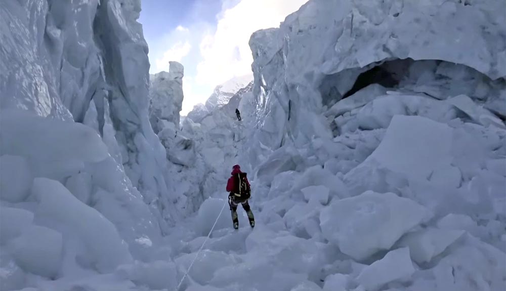Everest invernal: el "Corredor de la muerte" en vídeo