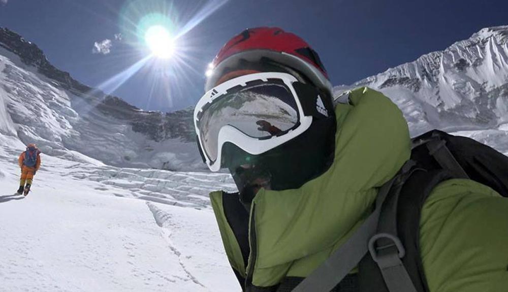 Alex Txikon: "Yo no he abandonado; la expedición sigue"