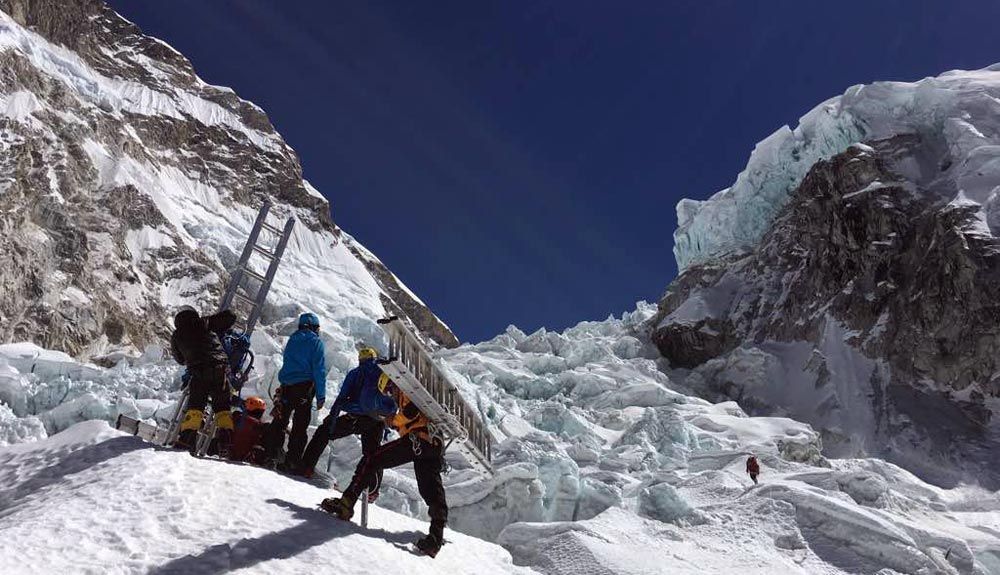 Renovarse para vencer en el Everest