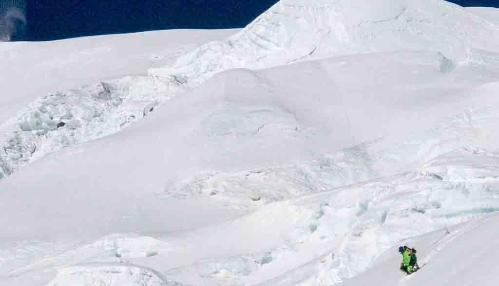 Kilian Jornet escala el Everest dos veces en una semana sin oxígeno artificial