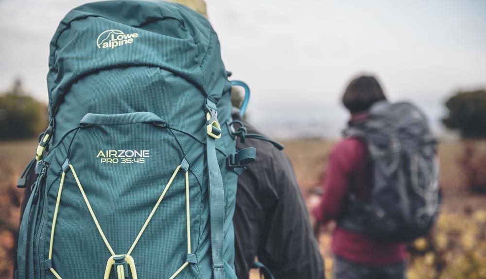 12 detalles que mirar en la tienda antes de comprar tu mochila