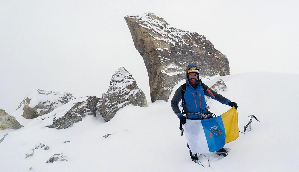 Juan Diego Amador y David Pérez inauguran un seismil en el Himalaya