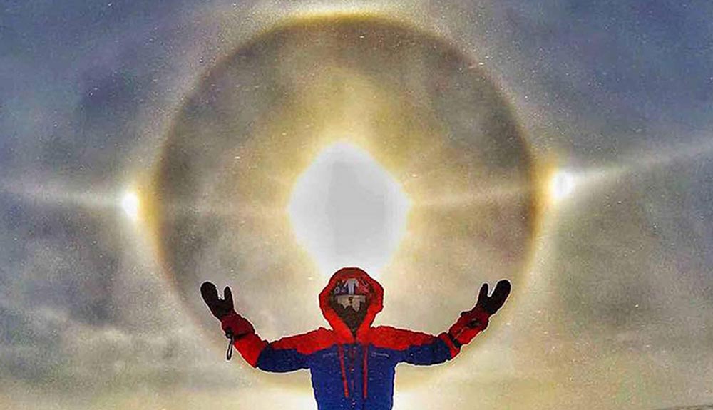 Una espectacular corona solar en la Antártida