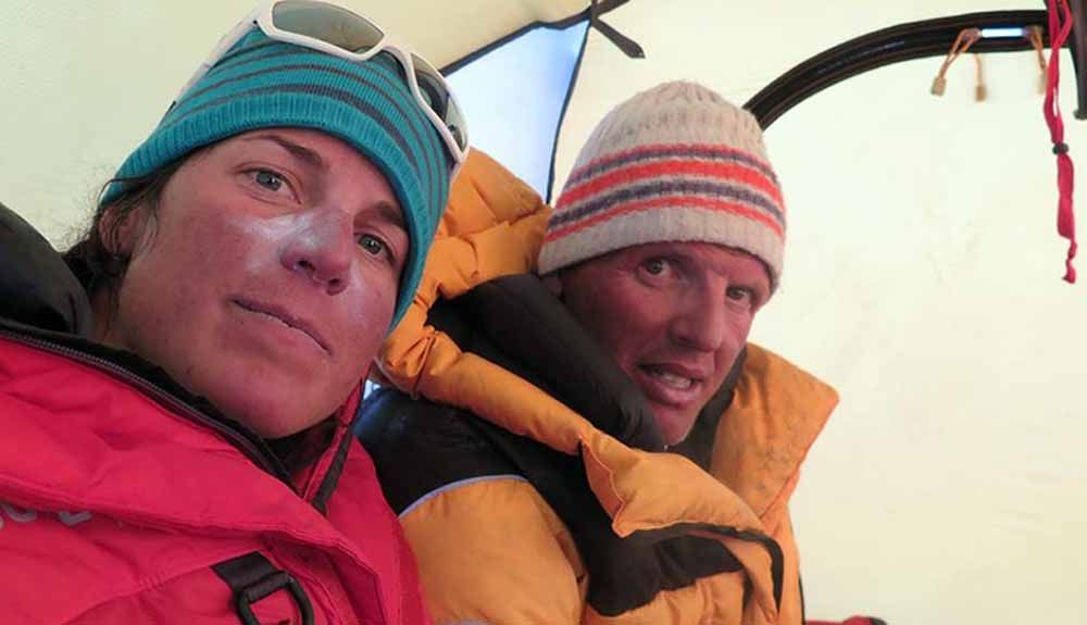 Simone Moro y Tamara Lunger se llevan la primera invernal del Pobeda