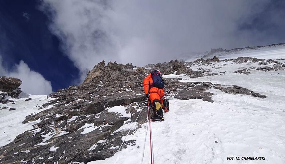 Intenciones de cima en el K2