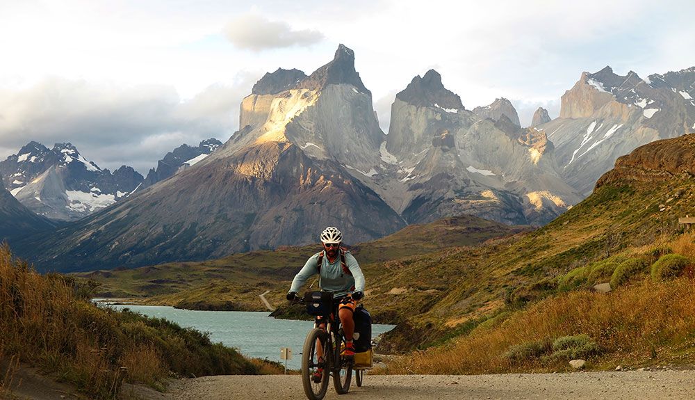Juan Menéndez Granados, conexión Patagonia