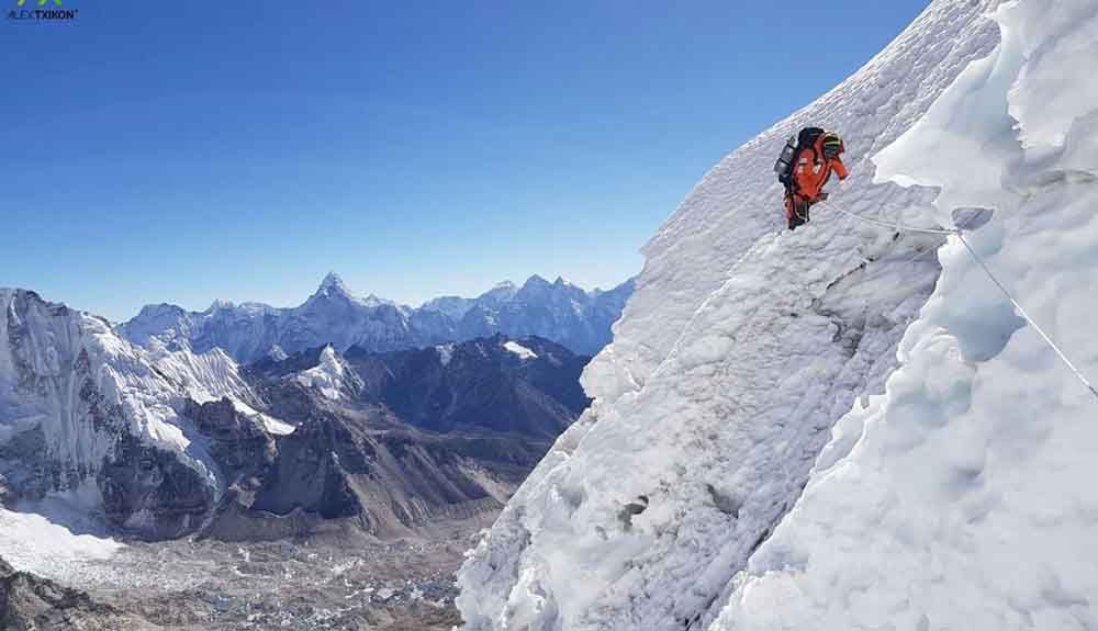 Se reanuda el ataque en el Everest