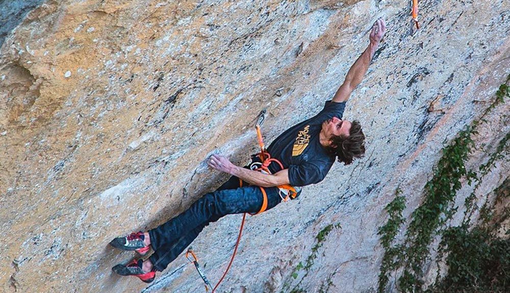 Daniel Woods se sube al carro del 9b en Siurana