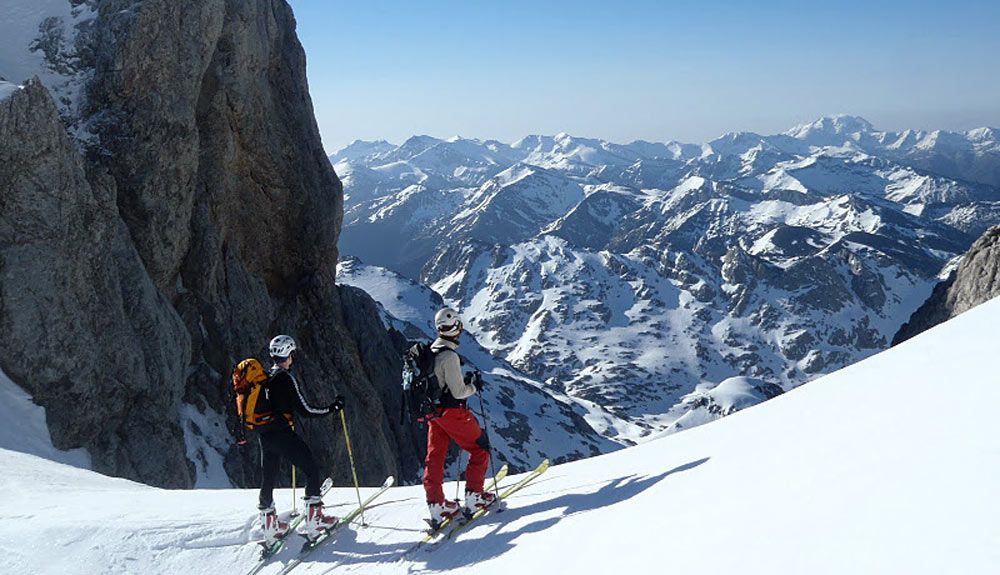 6 rutas de skimo cantábricas